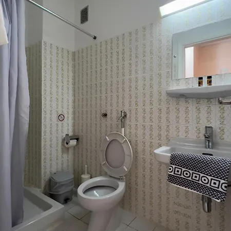 Hotel Cosmos Athens